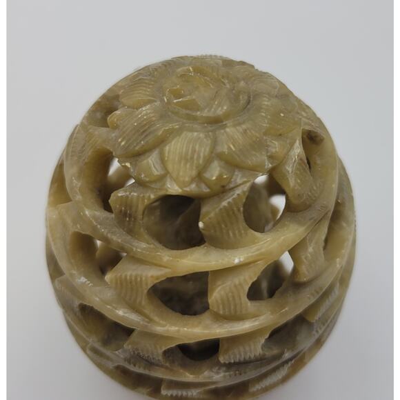 Hand-Carved Egg Natural Soap Stone 3" Owl Figurine Inside Polished Made in India - Picture 4 of 12